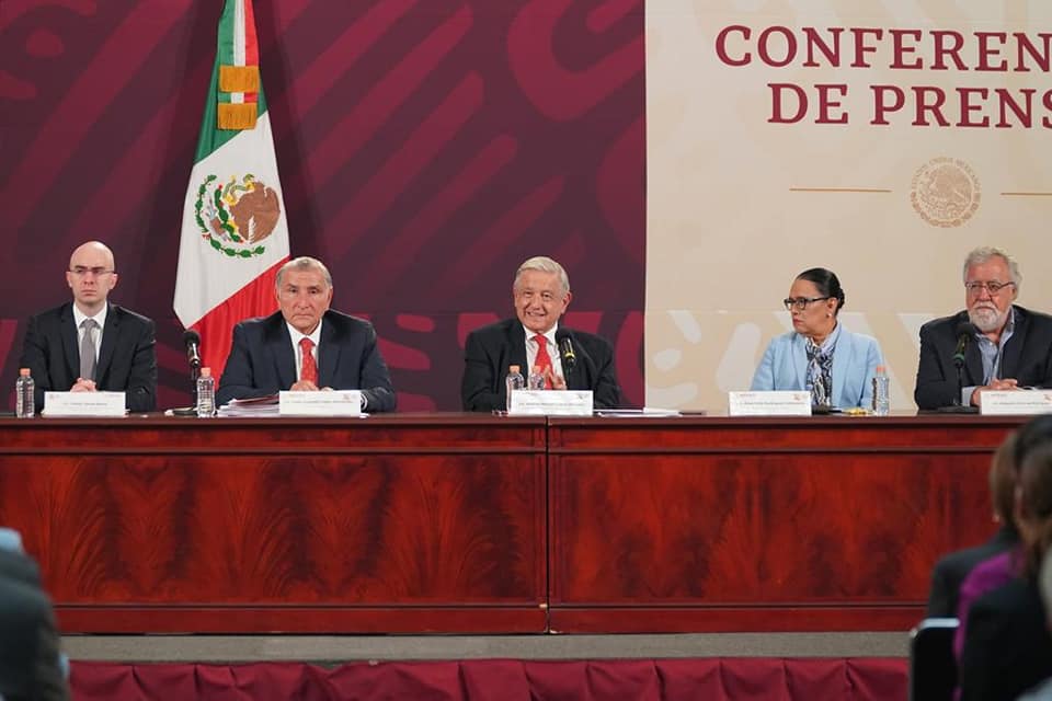 Participa Rocha en reunión de gobernadores con AMLO Participa Rocha en reunión de gobernadores con AMLO
