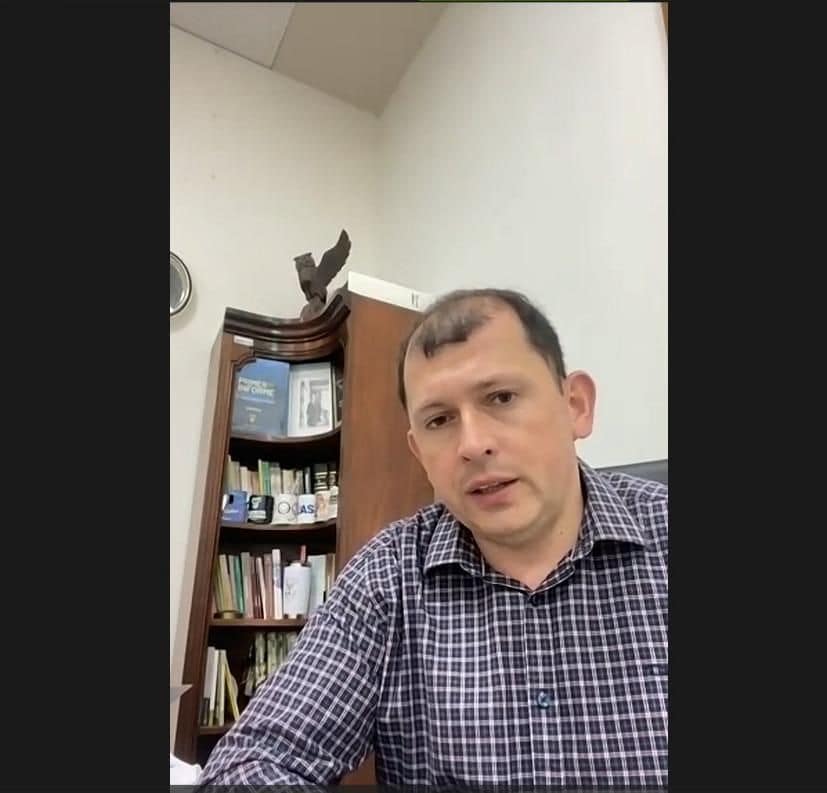 La Fiscalía General del Estado viola los derechos humanos de los universitarios La Fiscalía General del Estado viola los derechos humanos de los universitarios
