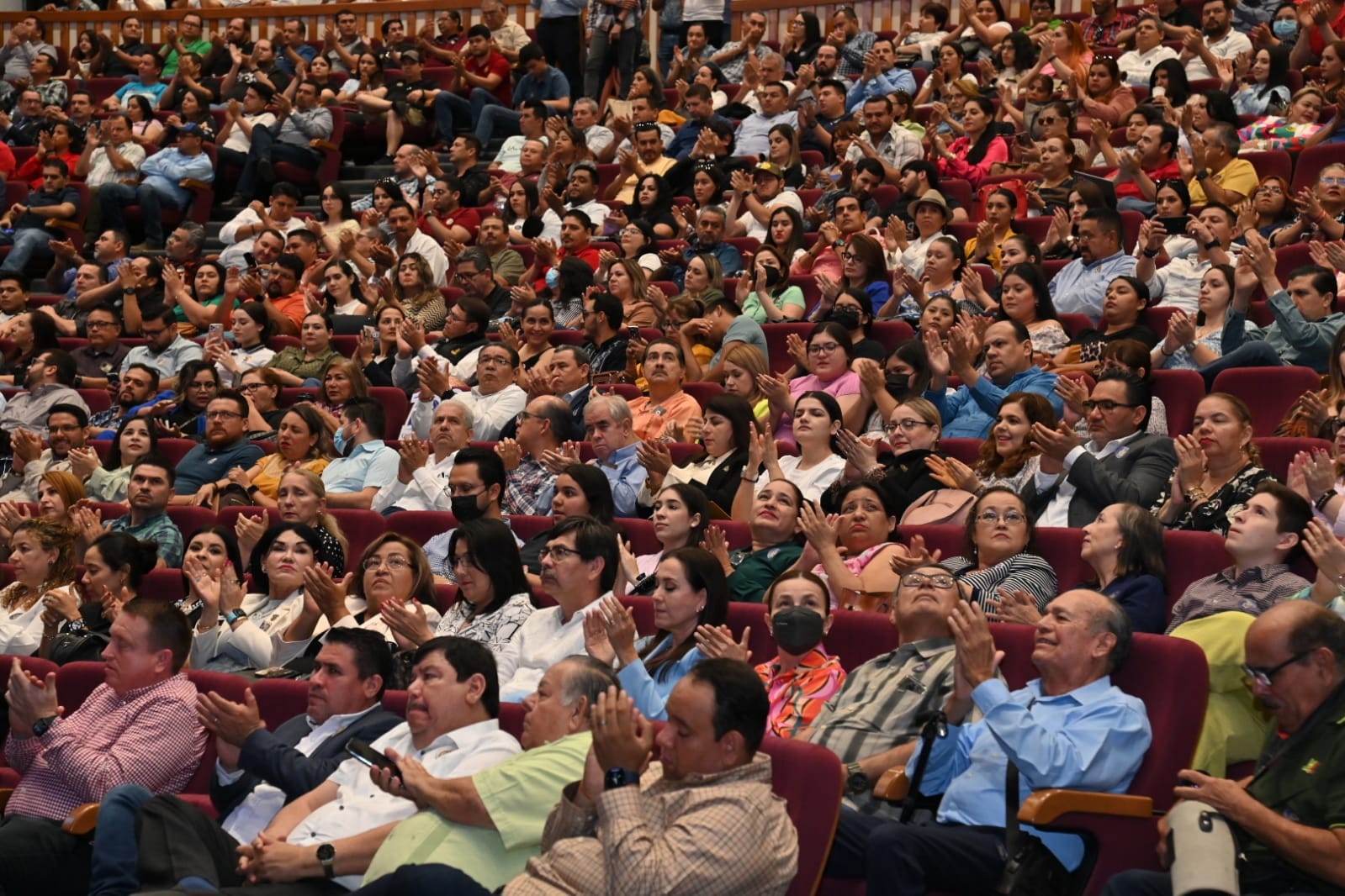 Ratifica el Consejo Universitario la Comisión Especial para dar seguimiento al p Ratifica el Consejo Universitario la Comisión Especial para dar seguimiento al p