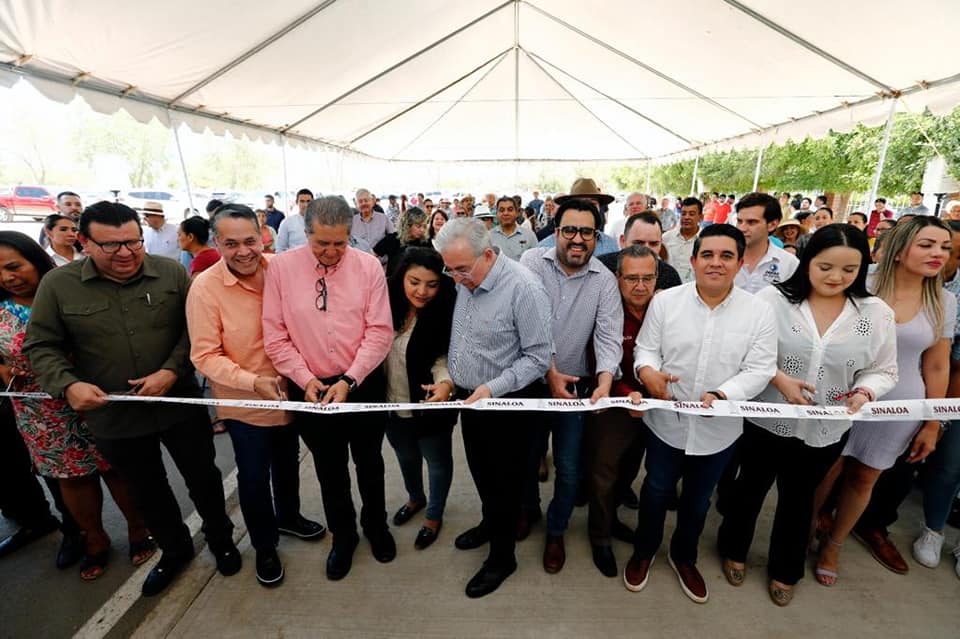*Rocha inaugura la carretera a Las Aguamitas-Agua Blanca* *Rocha inaugura la carretera a Las Aguamitas-Agua Blanca*