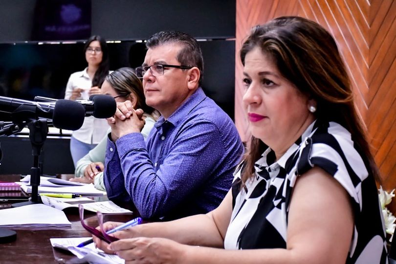 *Aprueba Cabildo la constitución e integración del comité municipal contra las *Aprueba Cabildo la constitución e integración del comité municipal contra las