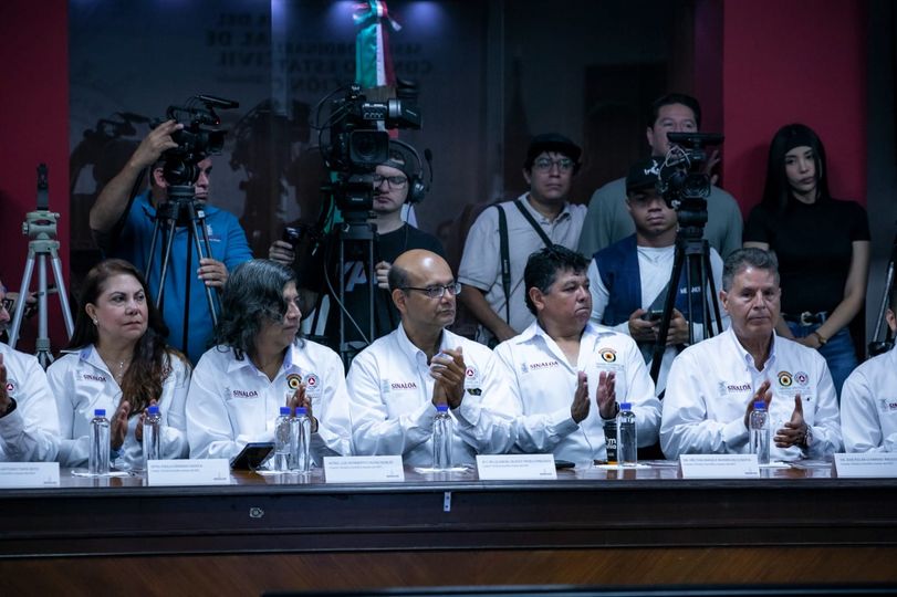 Al arribar la temporada de huracanes, el Gobernador Rocha preside instalación en