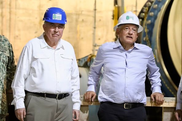 *El gobernador Rocha acompañó a AMLO en su nueva gira de trabajo por el sur de S