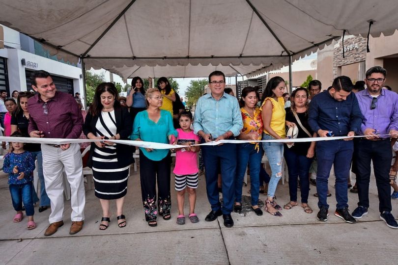 *Histórica pavimentación de las calles Santa Rosa y Ejido Panuco, en Valles del