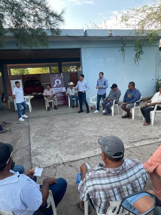 *Llevan servicios de Sedectur a cooperativas pesqueras del Walamo.*