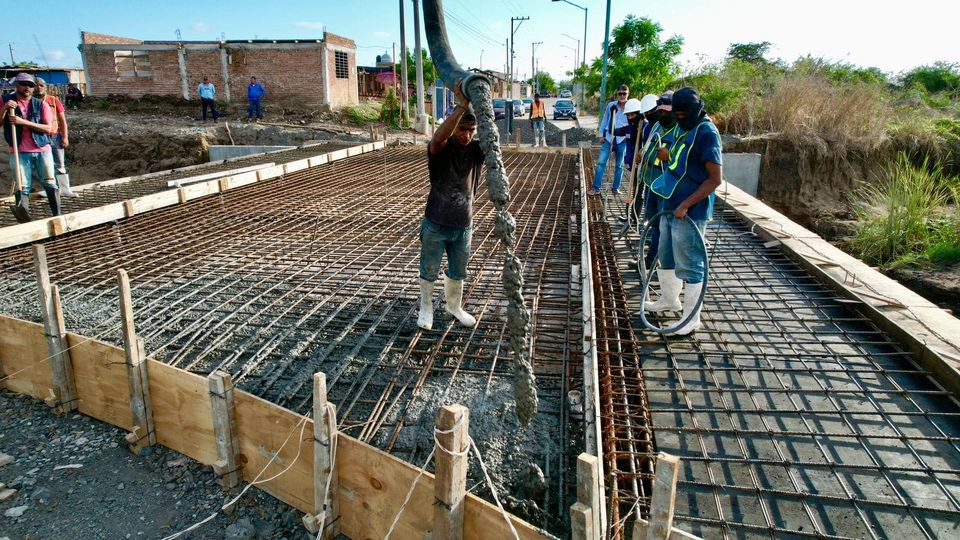 *¡Casi listo el puente vehicular de Ampliación Villa Verde!.* *¡Casi listo el puente vehicular de Ampliación Villa Verde!.*