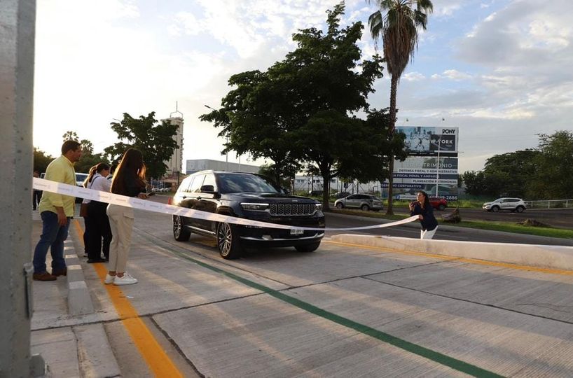 Abren a la circulación gaza del malecón nuevo hacia la Obregón Abren a la circulación gaza del malecón nuevo hacia la Obregón