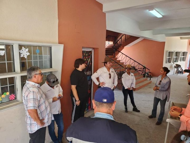 *Director de ISIFE realiza gira por Mazatlán, verifica avances de obra educativa *Director de ISIFE realiza gira por Mazatlán, verifica avances de obra educativa