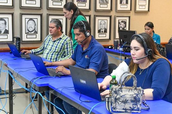*SEPyC habilita Call Center para atención de dudas en canje de Uniformes*