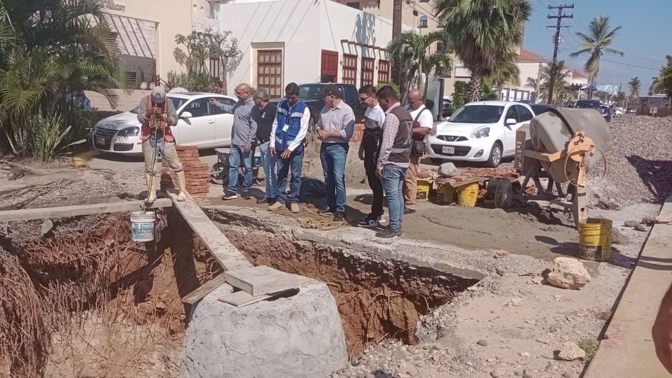 *Anuncia Edgar González reposición del Colector Villas del Estero* *Anuncia Edgar González reposición del Colector Villas del Estero*