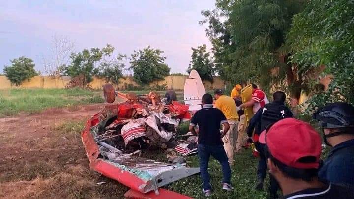Trágico incidente en Navolato: Desplome de avioneta durante revelación de género Trágico incidente en Navolato: Desplome de avioneta durante revelación de género