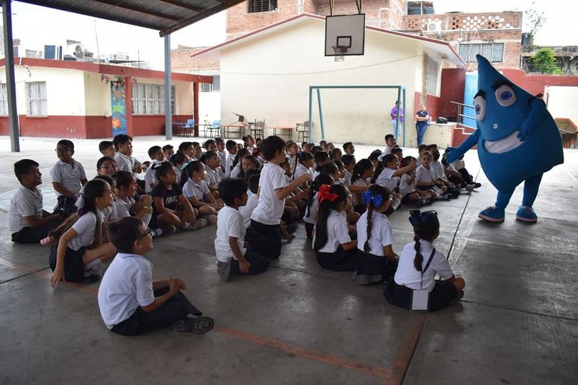 *Alumnos de El Chamizal aprenden y juegan con “Tita”*