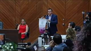 NO HAY GOBIERNO QUE PUEDA SOLO Y EL MÍO ESTÁ LIGADO A LOS SECTORES DE LA SOCIEDA NO HAY GOBIERNO QUE PUEDA SOLO Y EL MÍO ESTÁ LIGADO A LOS SECTORES DE LA SOCIEDA