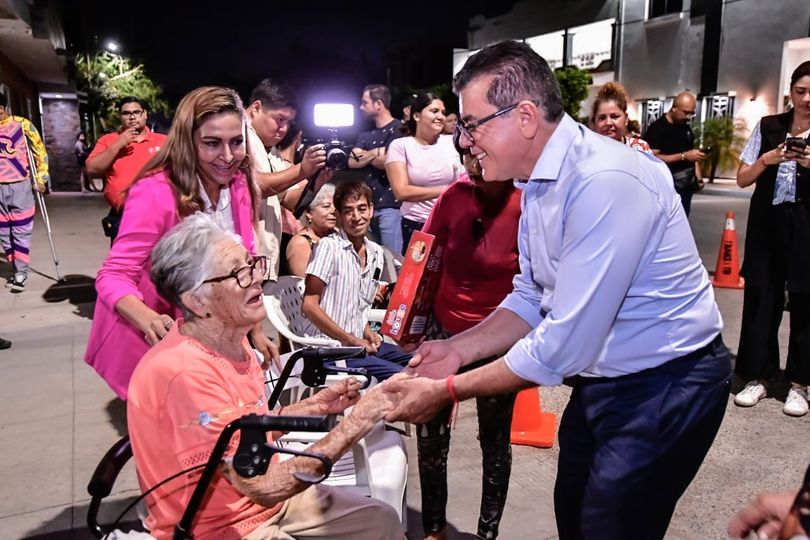 *Colonia Rafael Buelna es beneficiada con la sustitución total de su alumbrado p