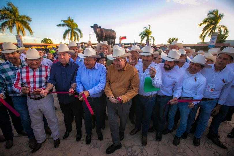 Inaugura Rocha Moya la Expo Ganadera Sinaloa 2023 y reitera su respaldo al secto Inaugura Rocha Moya la Expo Ganadera Sinaloa 2023 y reitera su respaldo al secto