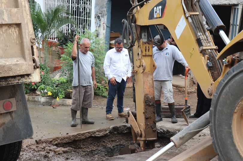 *El Distrito Flores Magón realiza intensa jornada de reparación de fugas de agua *El Distrito Flores Magón realiza intensa jornada de reparación de fugas de agua