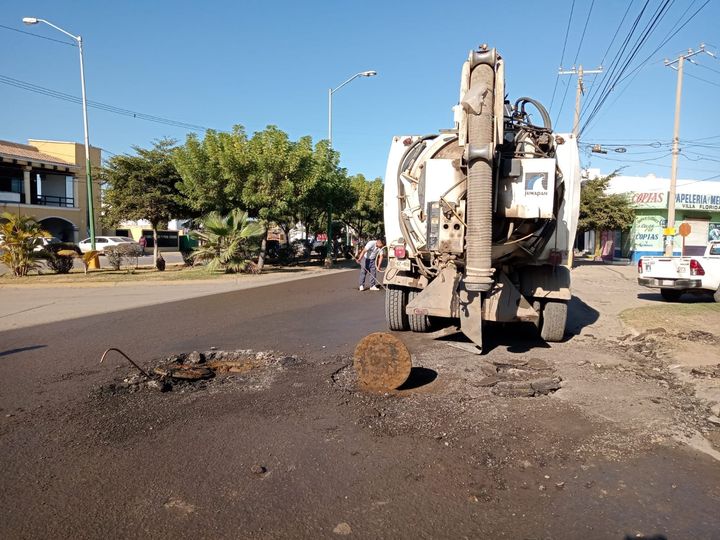 *Inicia JUMAPAM sondeos en Avenida Jacarandas* *Inicia JUMAPAM sondeos en Avenida Jacarandas*