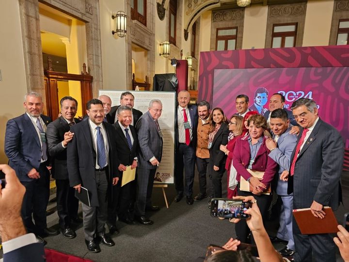 Rocha firma convenio con el presidente López Obrador para entrada en operación d Rocha firma convenio con el presidente López Obrador para entrada en operación d