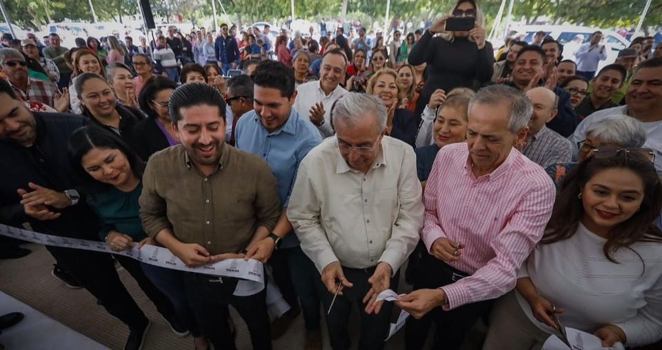 INAUGURA ROCHA REMODELACIÓN DE BOULEVARD ROSALES EN LOS MOCHIS. INAUGURA ROCHA REMODELACIÓN DE BOULEVARD ROSALES EN LOS MOCHIS.