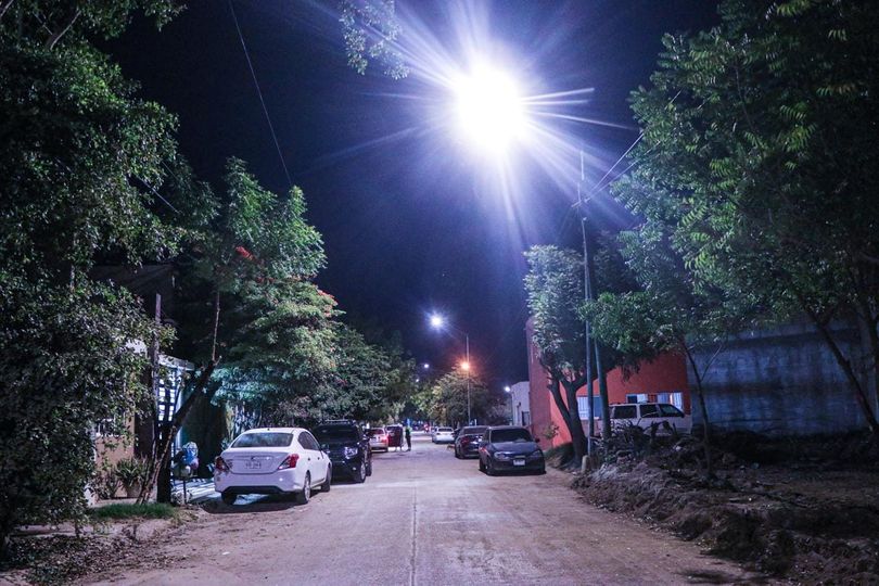 *Supervisa el Alcalde Edgar González funcionalidad de lámparas LED instaladas en