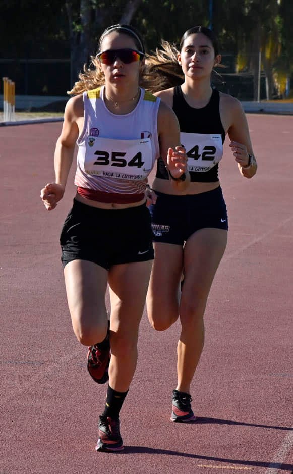 Velocistas de la Nueva Universidad muestran su poderío en las pistas de la Unive