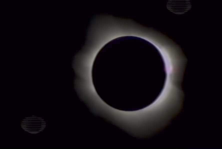 Durante el eclipse del 11 de julio de 1991, el periodista Jacobo Zabludovsky nar Durante el eclipse del 11 de julio de 1991, el periodista Jacobo Zabludovsky nar