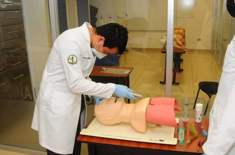 *La población considera a la Nueva Universidad como su primera opción para forma *La población considera a la Nueva Universidad como su primera opción para forma