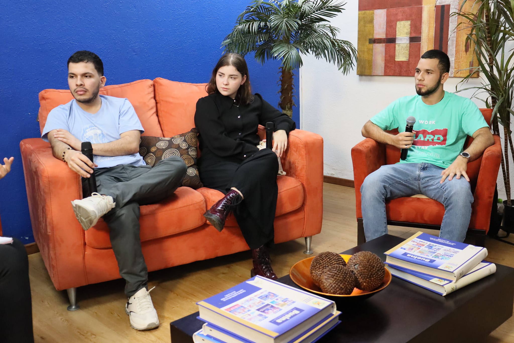 Potencializa la Nueva Universidad la generación de conocimientos y la competenci Potencializa la Nueva Universidad la generación de conocimientos y la competenci