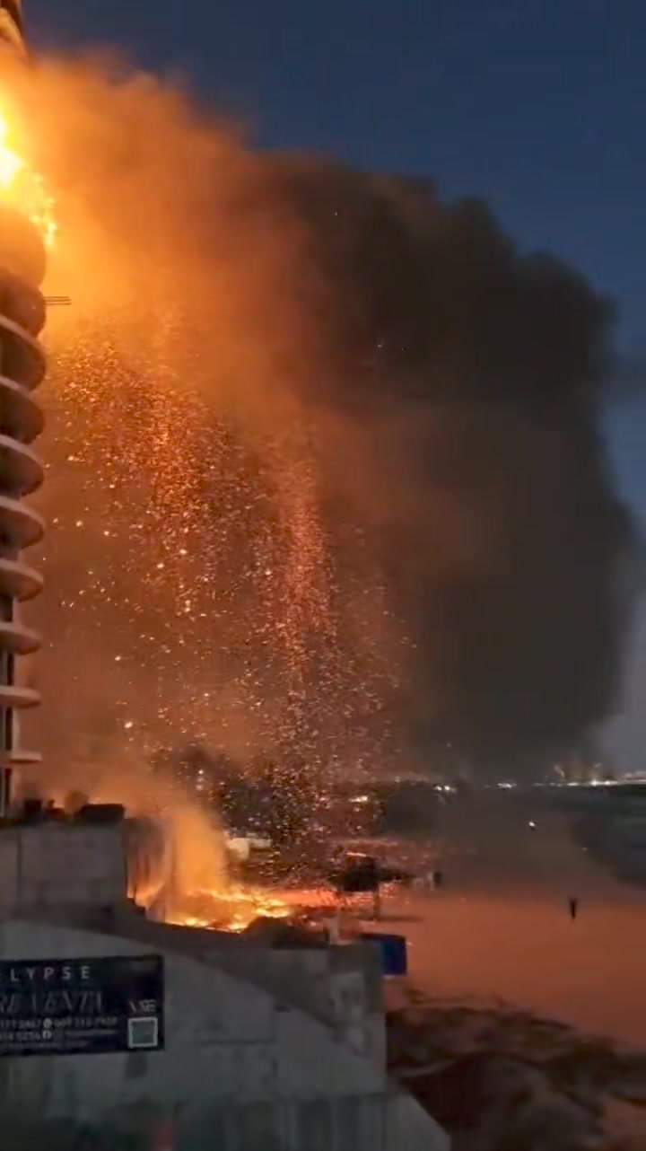 Se incendia en la torre 11 un edificio que se encuentra en construcción en playa Se incendia en la torre 11 un edificio que se encuentra en construcción en playa