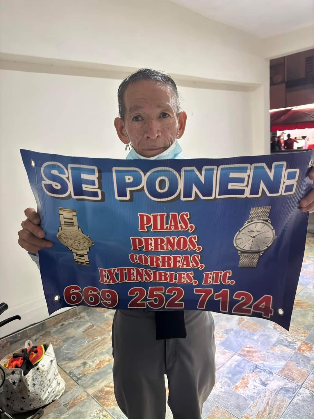 El es Don José una persona de 71 años ,muy trabajadora que a su edad ama su ofic El es Don José una persona de 71 años ,muy trabajadora que a su edad ama su ofic
