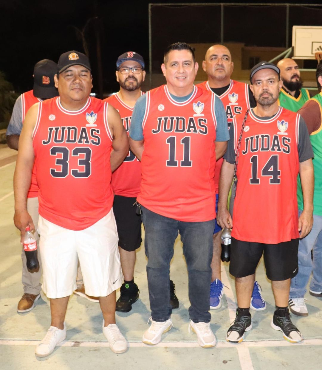 Rinden homenaje póstumo a Juan Duran, en la Liga Veteranos de Baloncesto Rinden homenaje póstumo a Juan Duran, en la Liga Veteranos de Baloncesto