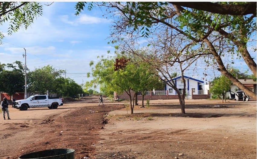 Se registra fuerte enfrentamiento entre civiles armados y militares en Eldorado