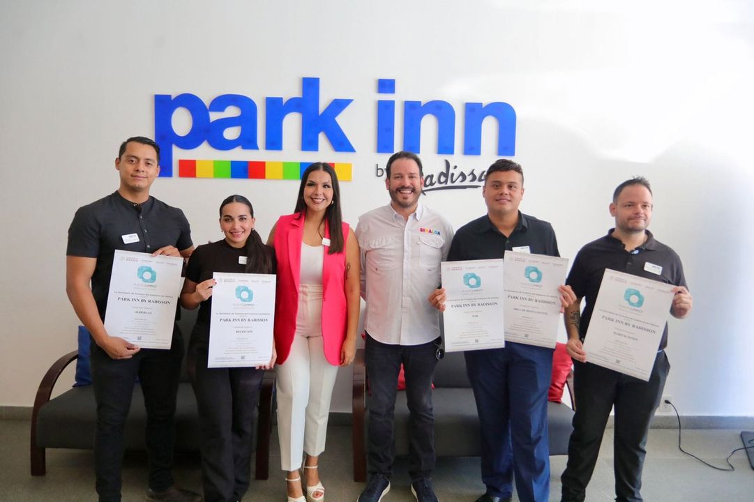 Entrega Sectur distintivo Sello Limpio a hotel Park Inn by Radisson en Mazatlán,    Para propiciar la incorporación de l…