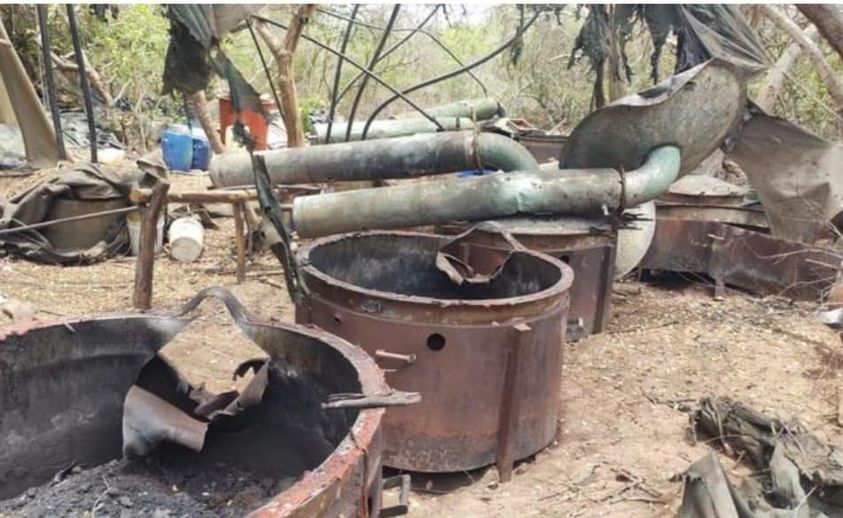La Armada de México en coordinación con la FGR, localiza, neutraliza y desmantela un laboratorio clandestino, en el muni… La Armada de México en coordinación con la FGR, localiza, neutraliza y desmantela un laboratorio clandestino, en el muni…