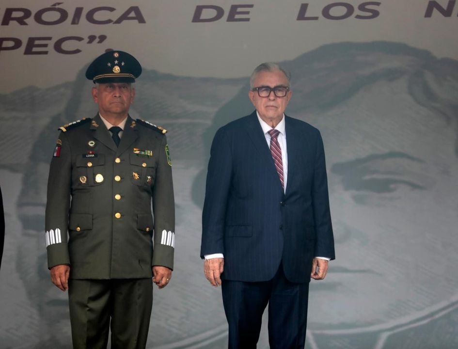 Rocha y autoridades militares encabezan ceremonia por el 177 aniversario de la Gesta Heroica de los Niños Héroes de Chapultepec Rocha y autoridades militares encabezan ceremonia por el 177 aniversario de la Gesta Heroica de los Niños Héroes de Chapultepec
