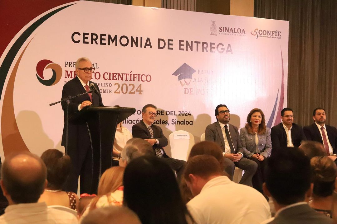 Rocha Moya entrega el Premio al Mérito Científico y a la Mejor Tesis de Posgrado edición 2024