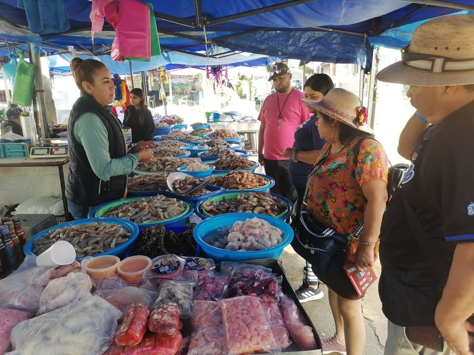 Reportan "changueras" bajas ventas de camarón, esperan incremento por  fin de año