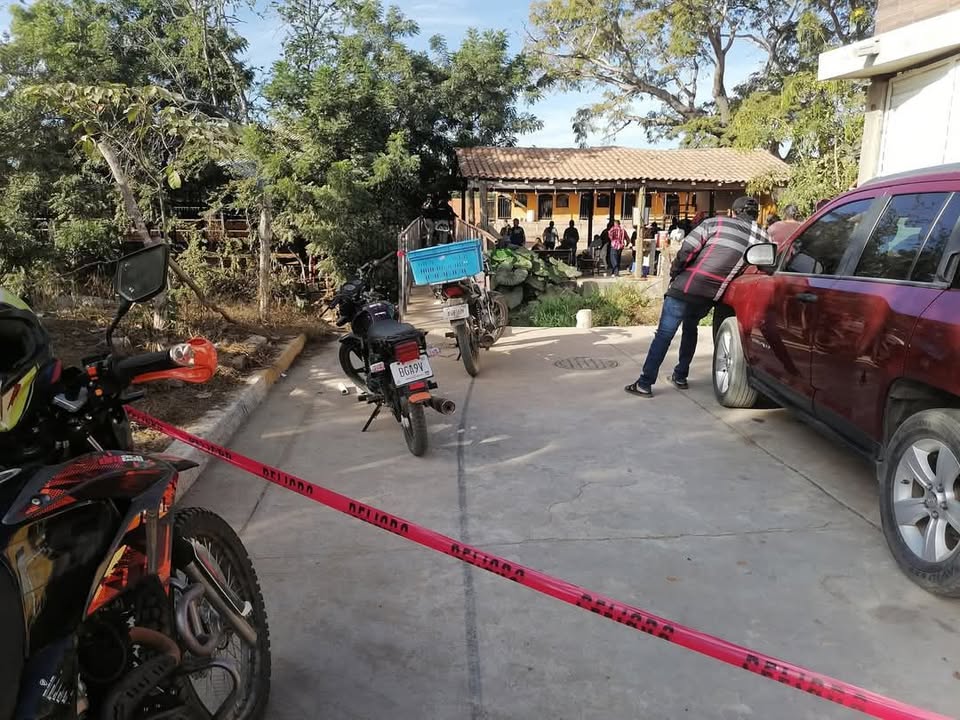 ¡Ejecutan a primo de Chuy Lizárraga que trabajaba en una caballeriza!