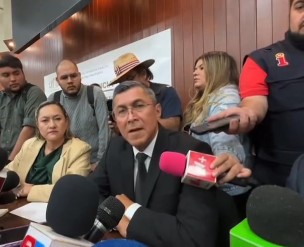 El secretario de Seguridad Pública de #Sinaloa, Óscar Rentería Schazarino, responde ante las exigencias de justicia por el caso … El secretario de Seguridad Pública de #Sinaloa, Óscar Rentería Schazarino, responde ante las exigencias de justicia por el caso …