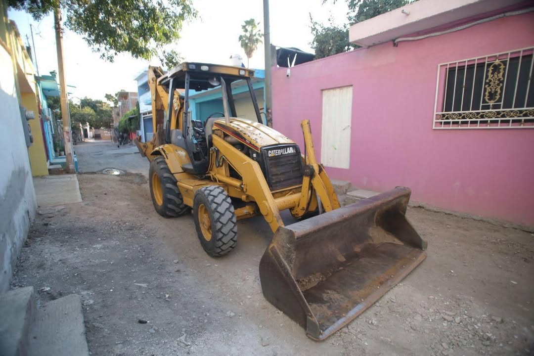 Participan constructores en obras de pavimentación y rehabilitación de red hidtosanitaria en Mazatlán