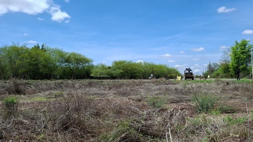 Ejecutado a balazos, hallan a un joven en la carretera Culiacán-Tepuche Ejecutado a balazos, hallan a un joven en la carretera Culiacán-Tepuche