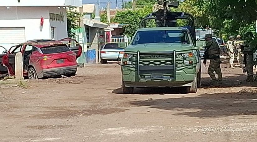 Dos civiles abatidos deja enfrentamiento con militares en Villa Juárez, Navolato Dos civiles abatidos deja enfrentamiento con militares en Villa Juárez, Navolato