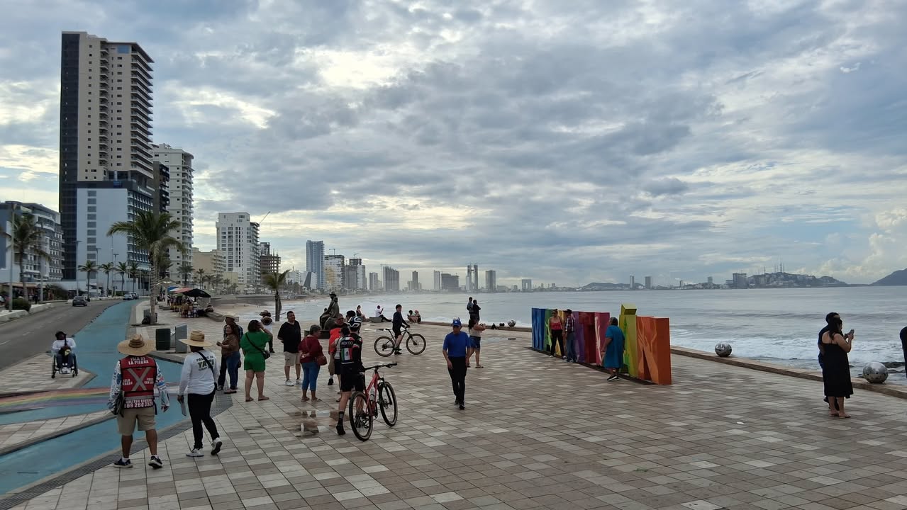 Buen movimiento turístico registra Mazatlán en el puente Patrio Buen movimiento turístico registra Mazatlán en el puente Patrio