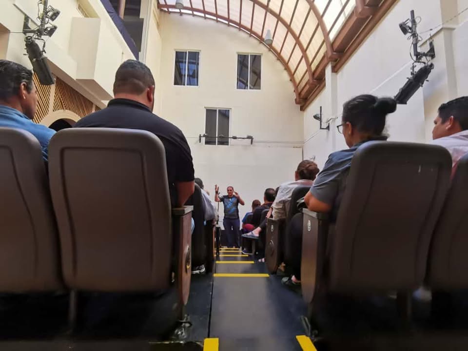 *Encabeza Óscar García Osuna primera reunión con personal de CULTURA tras  asumir la Dirección*