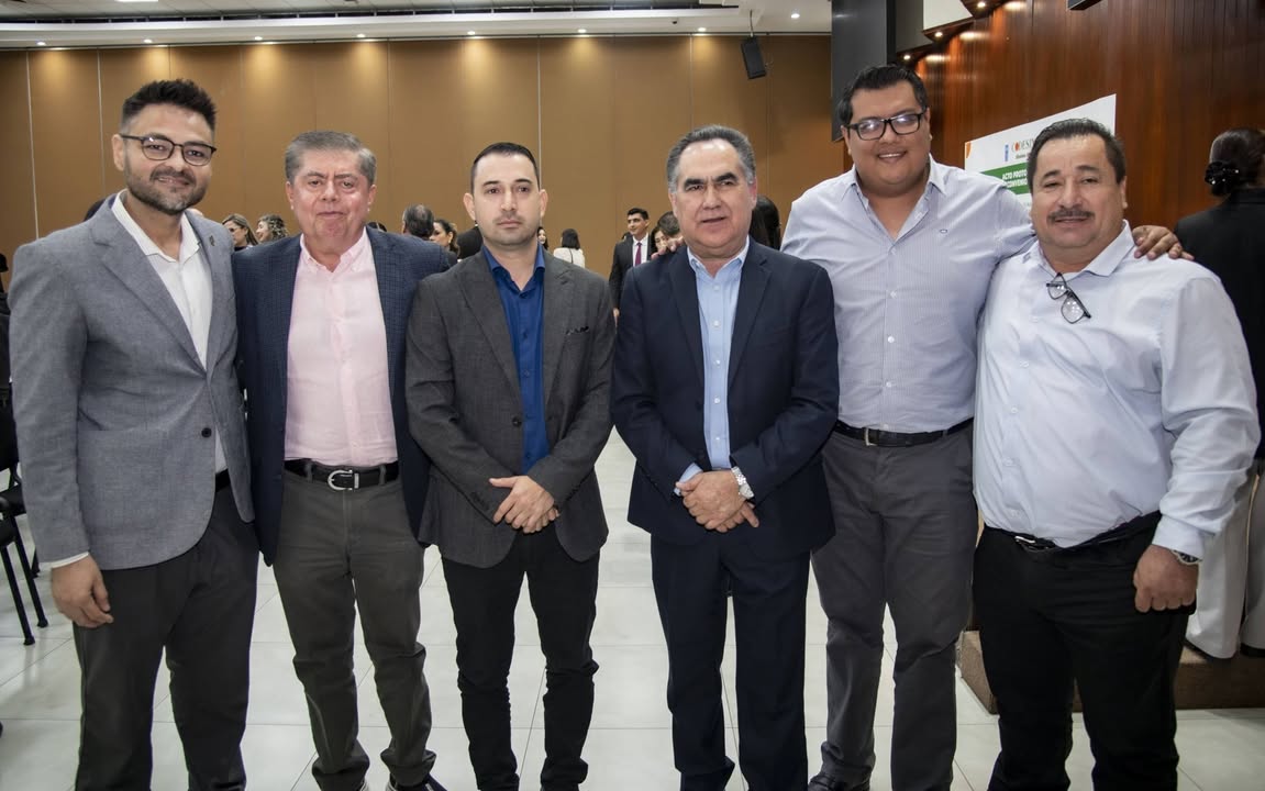 Photos from FG Noticias's post